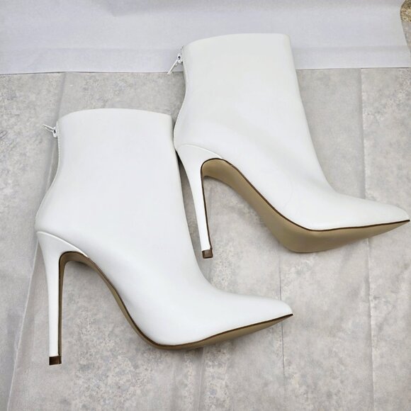 JustFab Women’s White Pointed Toe Ankle Boots Size 8 Stiletto Heel Zip Back NWB - Picture 6 of 10